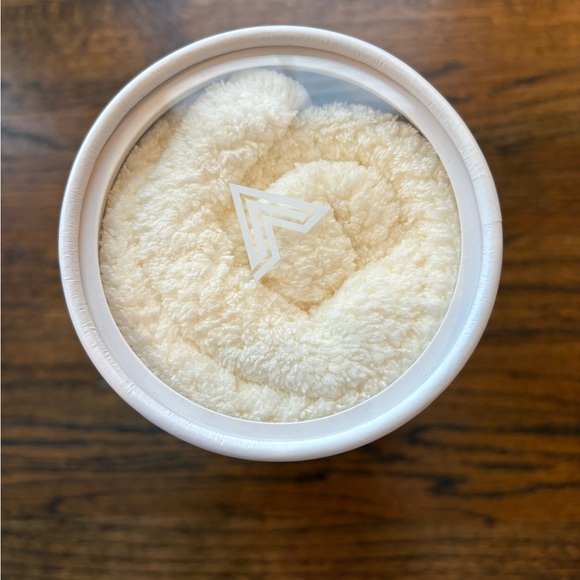 Volo hero hair towel White allure beauty winner anti frizz fast drying - Picture 4 of 4